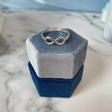 Load image into Gallery viewer, INFINITY ring (engraving)