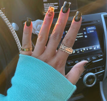 Load image into Gallery viewer, CUSTOM 90’s NAME RING with HEART & TAIL BIT